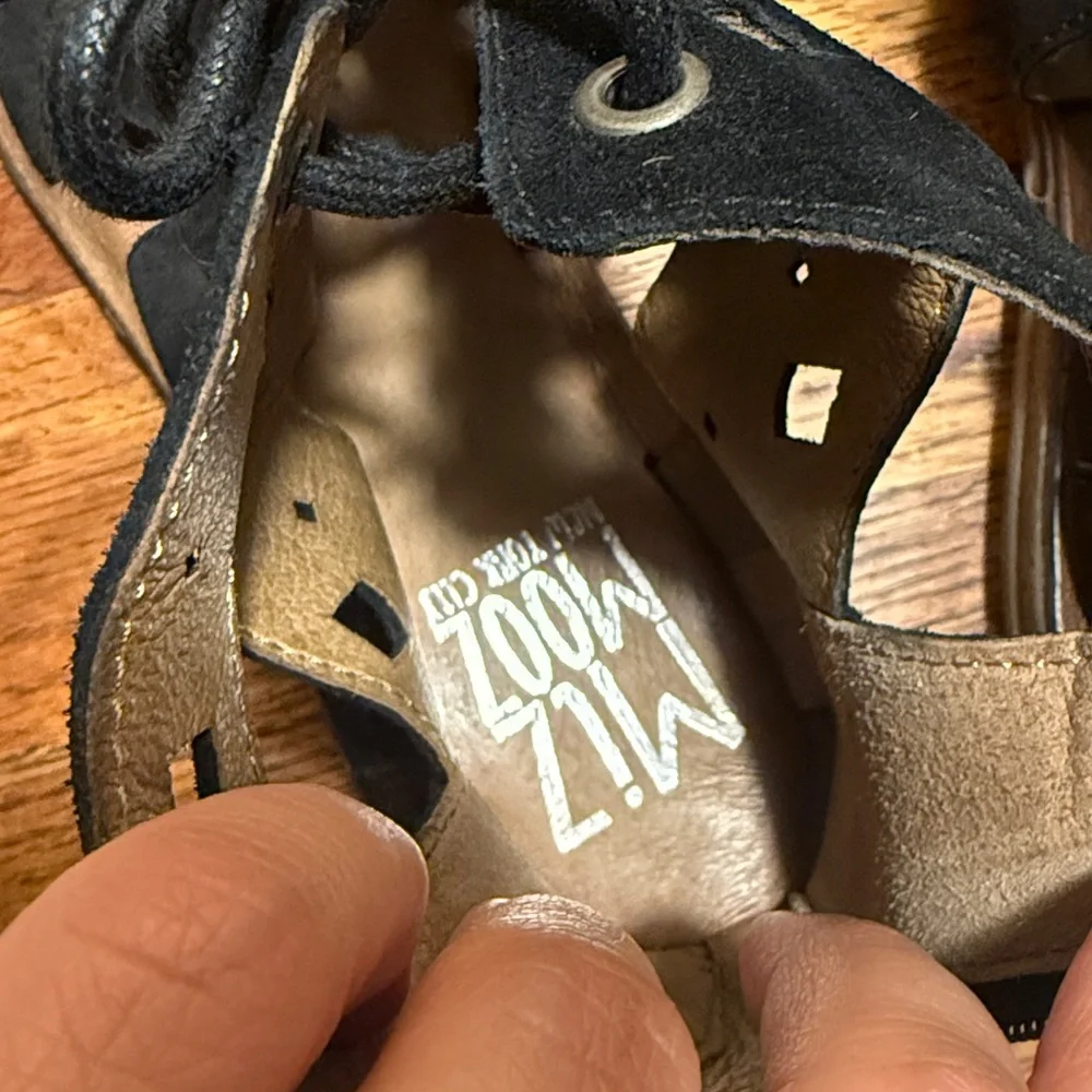 Miz Mooz Florence 279012 Women Black Suede Gladiator Sandals Shoes Sz 39 / 8/8.5 - Picture 5 of 8